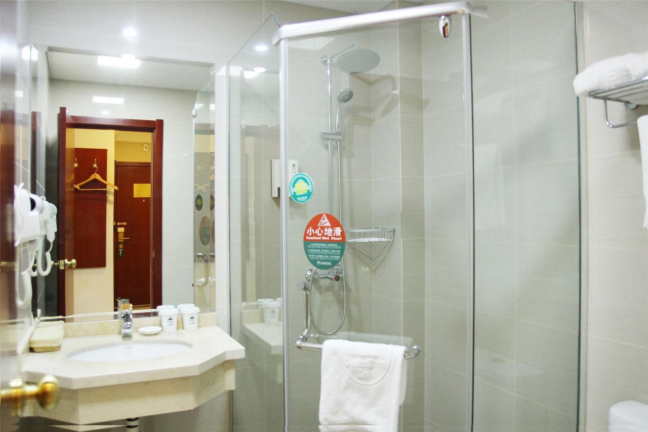 Greentree Inn Guangdong Shantou Gurao Gugui Road Business Hotel Екстер'єр фото