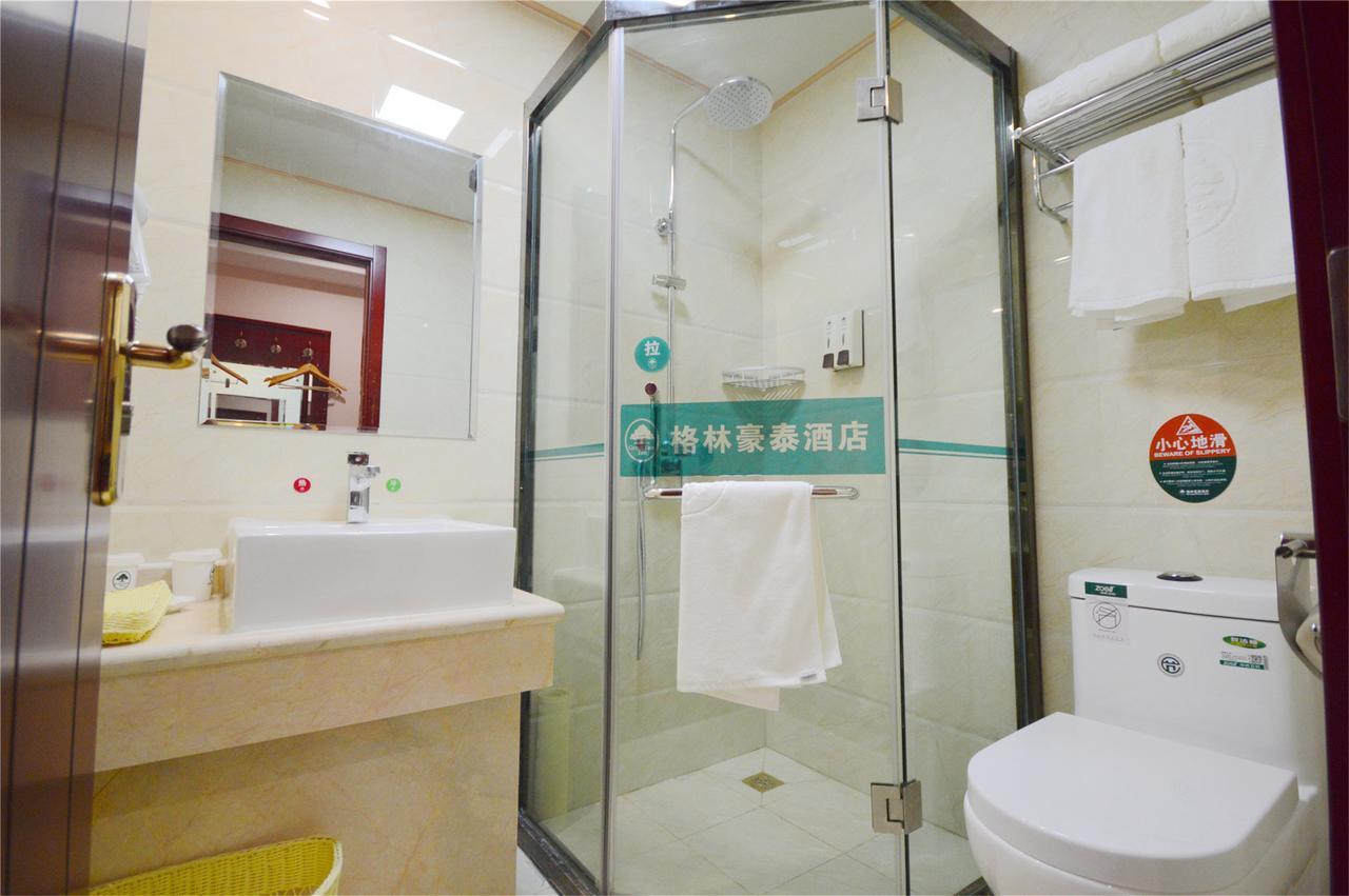 Greentree Inn Guangdong Shantou Gurao Gugui Road Business Hotel Екстер'єр фото